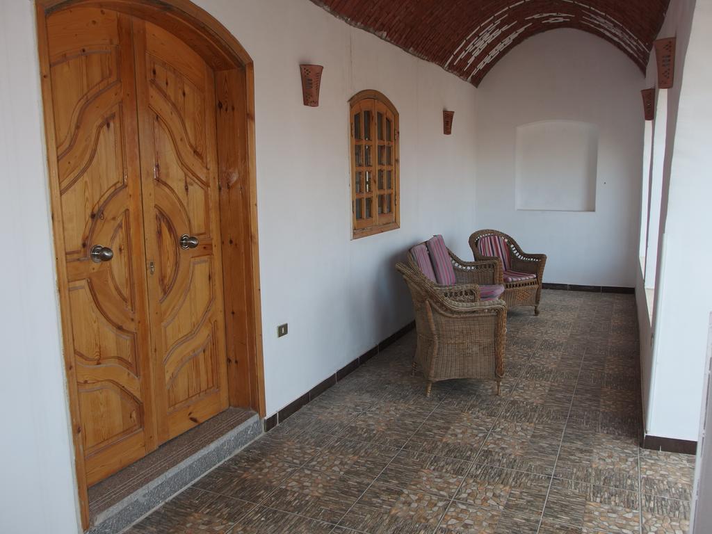 Hotel Roots Red Sea El Qoseir Exterior foto