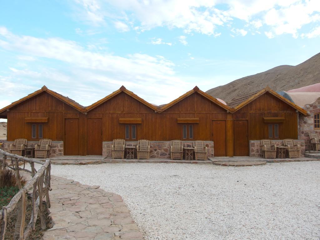 Hotel Roots Red Sea El Qoseir Exterior foto