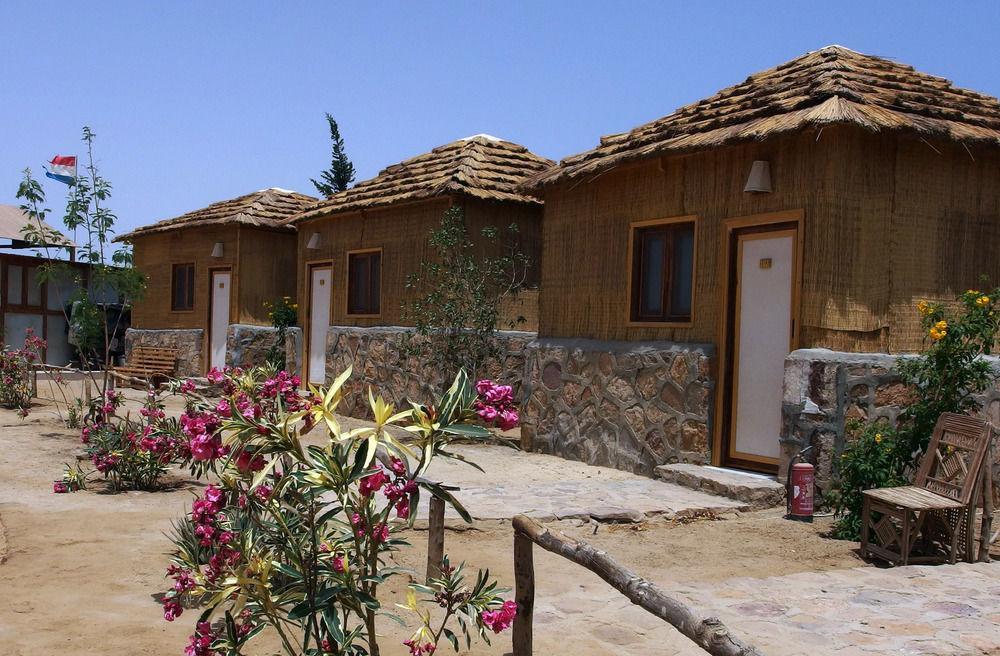 Hotel Roots Red Sea El Qoseir Exterior foto