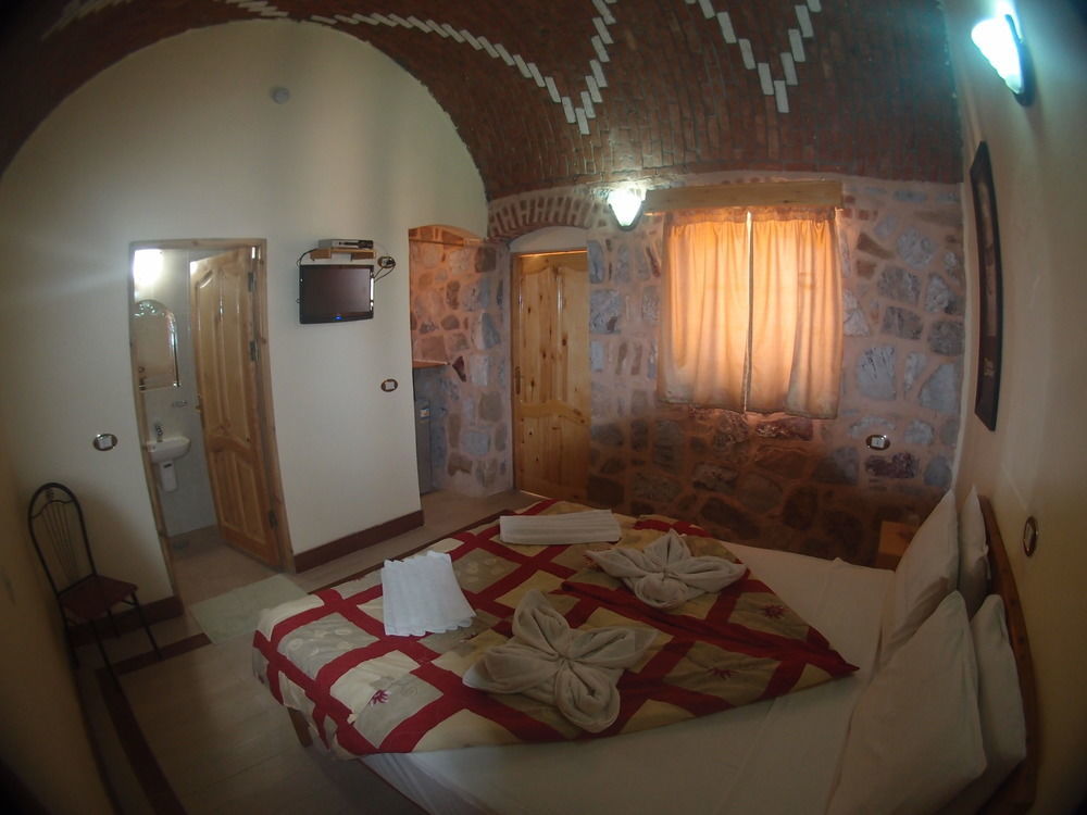 Hotel Roots Red Sea El Qoseir Exterior foto